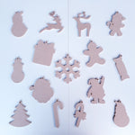 Plain hanging Christmas decorations set of 15